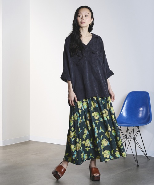 ROSE BUD（ローズバッド）の「ROSE PRINT GATHERED SKIRT（スカート・レディース・オフホワイト/ダークオリーブ・ONE SIZE）」の13枚目の写真