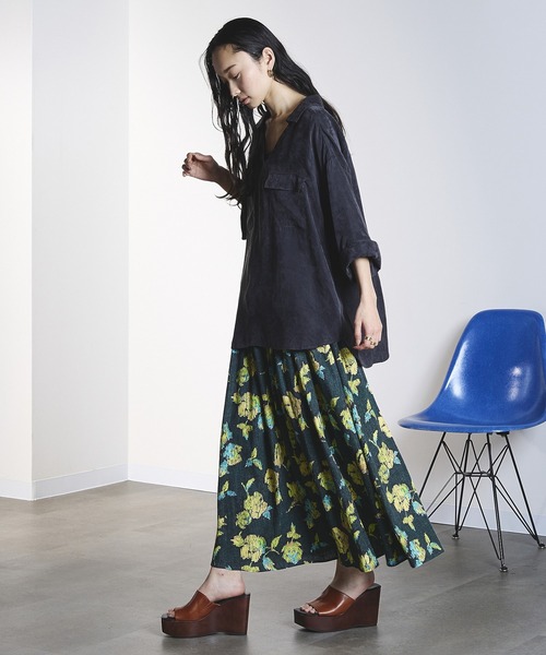 ROSE BUD（ローズバッド）の「ROSE PRINT GATHERED SKIRT（スカート・レディース・オフホワイト/ダークオリーブ・ONE SIZE）」の14枚目の写真
