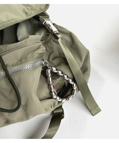 Q(キュー)の「ミリタリーバックパック(バックパック/リュック・レディース・ブラック・ONE SIZE)」の6枚目の写真