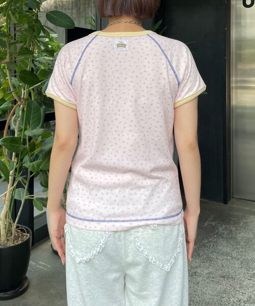 HELLO.SANFRANCISCO(ハローサンフランシスコ)の「【HELLO.SANFRANCISCO/ハローサンフランシスコ】ワッフルプリントTEE(Tシャツ/カットソー・レディース・アイボリー/サックスブルー/ピンク・ONE SIZE)」の4枚目の写真