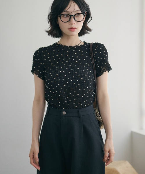 LAULEN(ローレン)の「little dot shirring tops /リトルドットシャーリングトップス(Tシャツ/カットソー・レディース・ブラック/オートミール・FREE)」の1枚目の写真