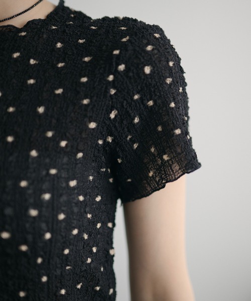 LAULEN(ローレン)の「little dot shirring tops /リトルドットシャーリングトップス(Tシャツ/カットソー・レディース・ブラック/オートミール・FREE)」の14枚目の写真