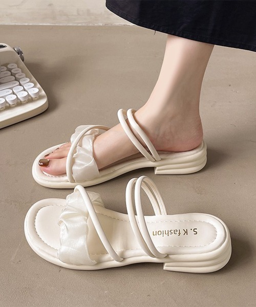 Miniministore(ミニミニストア)の「ミュールサンダル 美脚 サマーサンダル(サンダル・レディース・ブラック/ホワイト・25.0cm/22.5cm/24.5cm/24.0cm/23.5cm/23.0cm)」の20枚目の写真