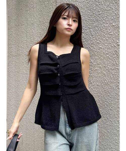MURUA(ムルーア)の「【セットアップ対応】ペプラムニットタンク 夏服(タンクトップ・レディース・ベージュ/ブラック・FREE)」の11枚目の写真