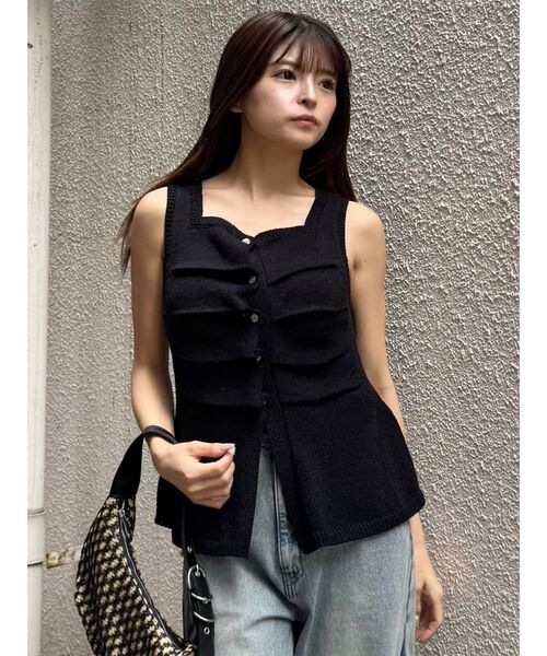 MURUA(ムルーア)の「【セットアップ対応】ペプラムニットタンク 夏服(タンクトップ・レディース・ベージュ/ブラック・FREE)」の12枚目の写真