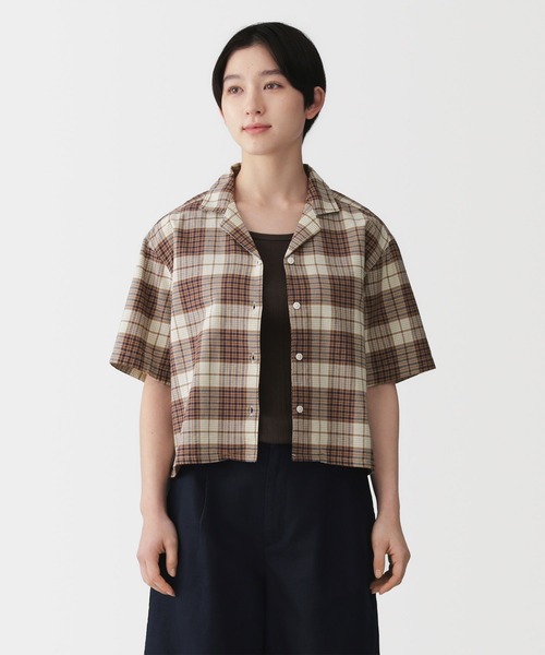 無印良品(ムジルシリョウヒン)の「婦人 マドラスチェック 半袖シャツ(シャツ/ブラウス・レディース・ベージュ系/ブルー系・S/M/L/XL)」の1枚目の写真
