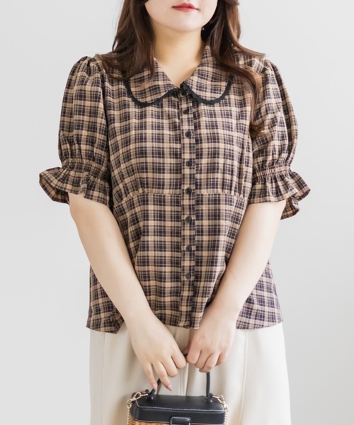 CLETTE(クレット)の「CLETTEオリジナルパフスリーブレース衿チェックブラウス(シャツ/ブラウス・レディース・ブラック/ピンク/ブラウン・4L/3L/LL)」の2枚目の写真