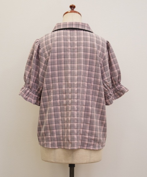 CLETTE(クレット)の「CLETTEオリジナルパフスリーブレース衿チェックブラウス(シャツ/ブラウス・レディース・ブラック/ピンク/ブラウン・4L/3L/LL)」の8枚目の写真