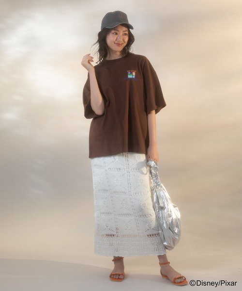 Green　Parks（グリーンパークス）の「トイストーリー/バックプリントTシャツ（Tシャツ/カットソー・レディース・ブラウン/オフホワイト・FREE）」の4枚目の写真
