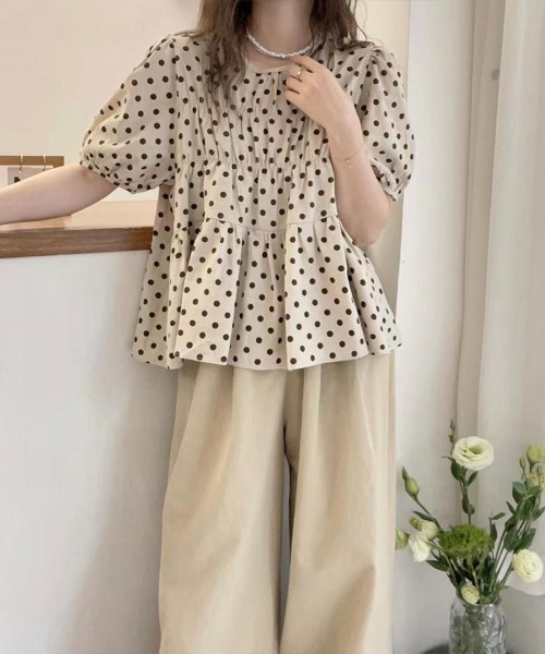 Flugge(フラッジー)の「ドットギャザーブラウス(シャツ/ブラウス・レディース・アイボリー・MEDIUM/LARGE)」の4枚目の写真