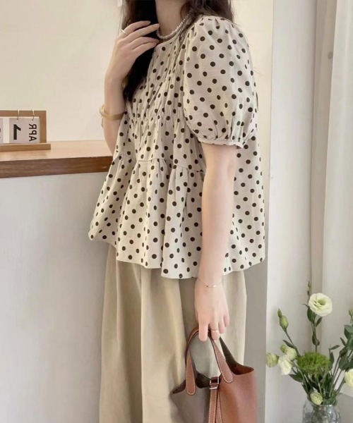 Flugge(フラッジー)の「ドットギャザーブラウス(シャツ/ブラウス・レディース・アイボリー・MEDIUM/LARGE)」の6枚目の写真