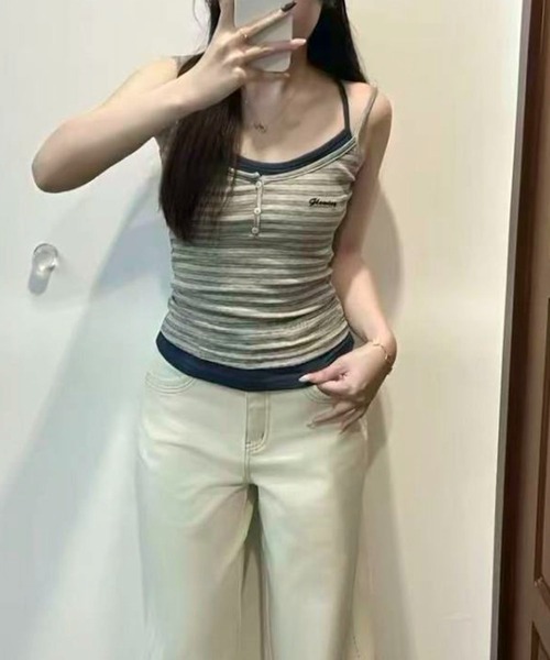 AVYL(アヴィル)の「マルチボーダーヘンリーネックキャミソール(タンクトップ・レディース・グレー・M)」の6枚目の写真