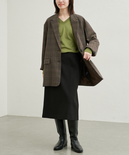 SLOBE IENA(スローブイエナ)の「《シリーズあり》ウォッシャブルプレーンオーバーVネックニット(ニット/セーター・レディース・チャコールグレー/イエロー/パープル/グリーン・FREE)」の19枚目の写真