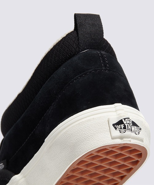 VANS(バンズ)の「スリッポン ミッド / Slip-On Mid COZY KNIT BLACK VN0009QUBM81(スリッポン・メンズ・ブラック・4)」の5枚目の写真