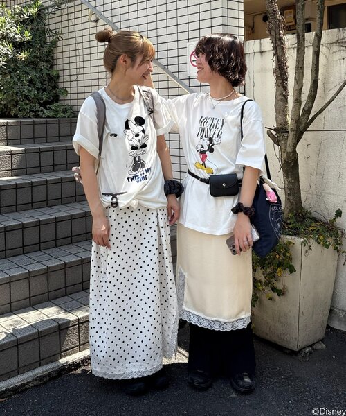 DISCOAT(ディスコート)の「【Enlude】DisneyフロッキーロゴTシャツ《ユニセックス》(Tシャツ/カットソー・レディース・ライトベージュ/オフホワイト/チャコールグレー・FREE)」の4枚目の写真