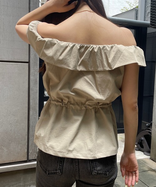 ROGER AND RAW(ロジャーアンドロウ)の「スピンドルツイルオフショルトップス(シャツ/ブラウス・レディース・ホワイト/ブラック/ベージュ/カーキ・FREE)」の12枚目の写真