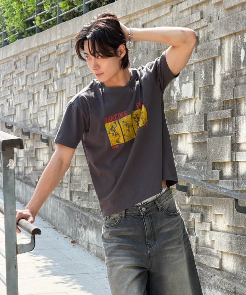 AMOU(アモウ)の「Dancing Skull half T-shirts CHACOAL(Tシャツ/カットソー・レディース・その他・3/2/1)」の7枚目の写真