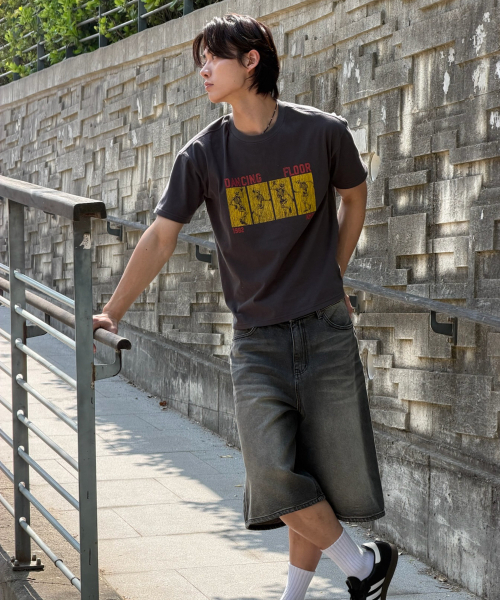 AMOU(アモウ)の「Dancing Skull half T-shirts CHACOAL(Tシャツ/カットソー・レディース・その他・3/2/1)」の12枚目の写真