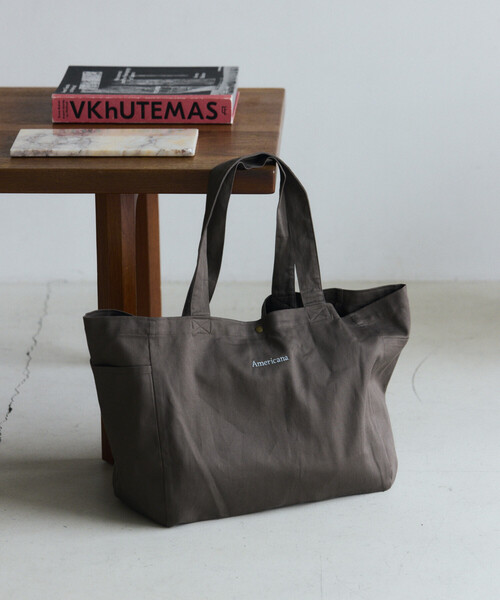 AMERICANA(アメリカーナ)の「Americana/アメリカーナ × Firsthand 別注embroidery TOTE BAG L / ロゴ刺繍 トートバッグ Lサイズ 限定展開(トートバッグ・レディース・ピンク/チャコールグレー/ダークブラウン/ベージュ・FREE)」の11枚目の写真