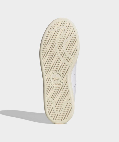 adidas（アディダス）の「スタンスミス / STAN SMITH / アディダスオリジナルス adidas Originals（スニーカー・レディース・ホワイト・25.0cm/23.5cm/23.0cm/22.0cm/22.5cm/25.5cm/26.0cm/28.0cm/27.5cm/26.5cm/27.0cm/24.0cm/24.5cm）」の3枚目の写真