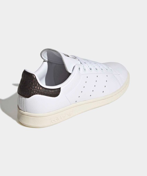 adidas（アディダス）の「スタンスミス / STAN SMITH / アディダスオリジナルス adidas Originals（スニーカー・レディース・ホワイト・25.0cm/23.5cm/23.0cm/22.0cm/22.5cm/25.5cm/26.0cm/28.0cm/27.5cm/26.5cm/27.0cm/24.0cm/24.5cm）」の5枚目の写真