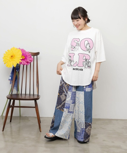 ScoLar(スカラー)の「ScoLar(スカラー) ドットスカラー わんにゃん柄Tシャツ(Tシャツ/カットソー・レディース・オフホワイト/ブラック/チャコールグレー・MEDIUM)」の11枚目の写真