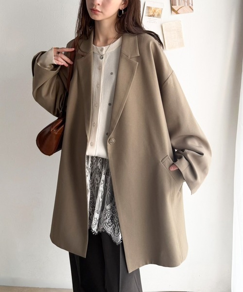 classicalelf(クラシカルエルフ)の「ざっくり、ゆったり、とにかくルーズがいい!!スーパービッグフロントテーラードロングジャケット(テーラードジャケット・レディース・ブラック/チャコール/グレイッシュベージュ・MEDIUM/LARGE/X-LARGE/SMALL)」の3枚目の写真