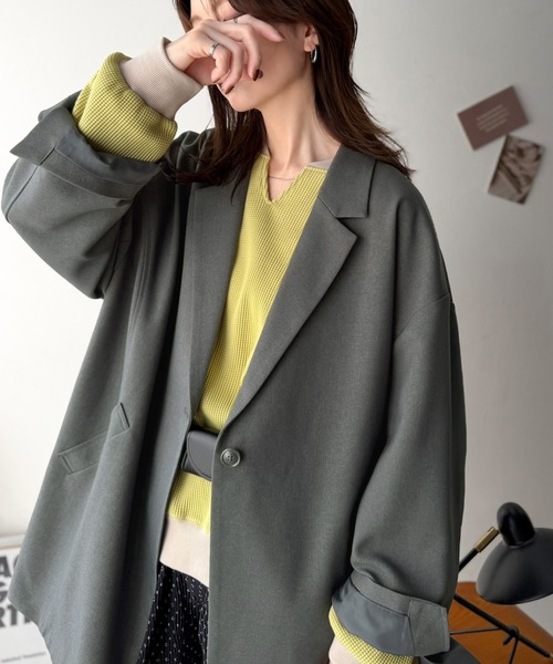 classicalelf(クラシカルエルフ)の「ざっくり、ゆったり、とにかくルーズがいい!!スーパービッグフロントテーラードロングジャケット(テーラードジャケット・レディース・ブラック/チャコール/グレイッシュベージュ・MEDIUM/LARGE/X-LARGE/SMALL)」の1枚目の写真