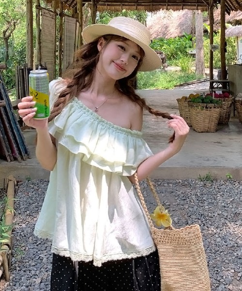 FAVORITO(ファヴォリート)の「ボートネックフリルブラウス(その他トップス・レディース・アイボリー/グリーン/ピンク・F)」の13枚目の写真