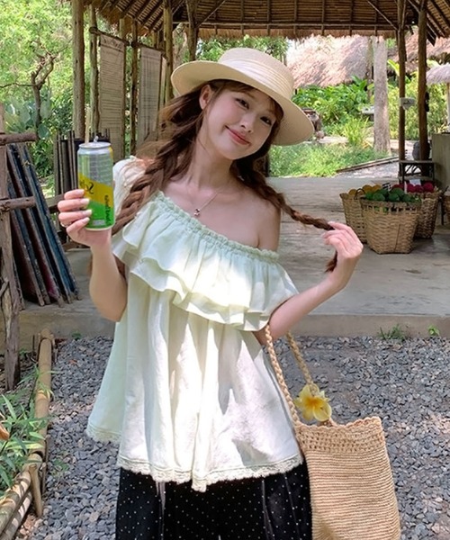 FAVORITO(ファヴォリート)の「ボートネックフリルブラウス(その他トップス・レディース・アイボリー/グリーン/ピンク・F)」の16枚目の写真