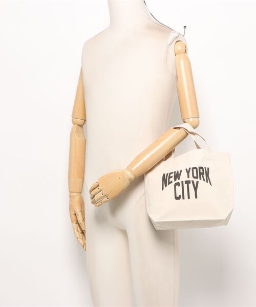Ol' Basics（オールベーシックス）の「Ol' Basics（オール・ベーシックス） トートバッグ キャンバス NEW YORK CITY ニューヨーク ロゴ プリント 鞄 BAG アメカジ メンズ レディース ユニセックス Sサイズ（トートバッグ・レディース・ナチュラル・FREE）」の6枚目の写真
