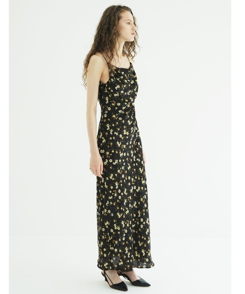 CLANE(クラネ)の「CLANE/クラネ/MABEL FLOWER DRAPE CAMI ONEPIECE(ワンピース・レディース・ブラック/オレンジ・1)」の20枚目の写真