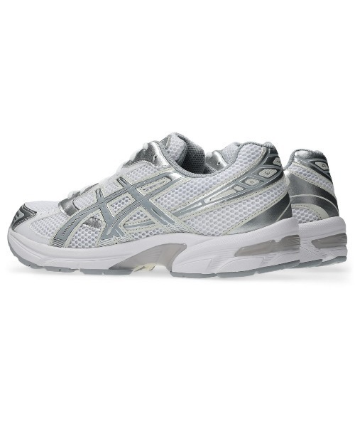 ASICS(アシックス)の「ASICS GEL-1130(アシックス ゲル1130)(スニーカー・メンズ・グレー系/シルバー系・23cm/24.5cm/24cm/23.5cm/25cm/26.5cm/26cm/29cm/25.5cm/28.5cm/28cm/27.5cm/27cm)」の13枚目の写真
