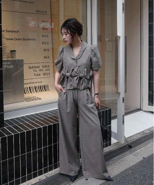 LE'RURE(リルアー)の「Ribbon half sleeve jacket(セットアップ・レディース・ブラウン系その他/ネイビー/ベージュ・SMALL/MEDIUM)」の6枚目の写真