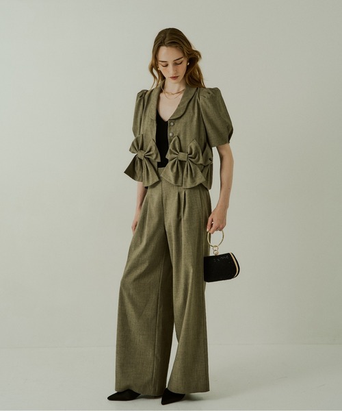 LE'RURE(リルアー)の「Ribbon half sleeve jacket(セットアップ・レディース・ブラウン系その他/ネイビー/ベージュ・SMALL/MEDIUM)」の12枚目の写真