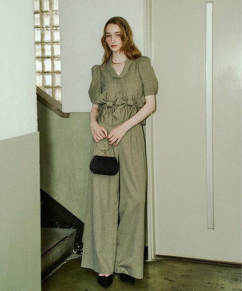 LE'RURE(リルアー)の「Ribbon half sleeve jacket(セットアップ・レディース・ブラウン系その他/ネイビー/ベージュ・SMALL/MEDIUM)」の7枚目の写真