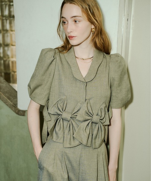 LE'RURE(リルアー)の「Ribbon half sleeve jacket(セットアップ・レディース・ブラウン系その他/ネイビー/ベージュ・SMALL/MEDIUM)」の9枚目の写真