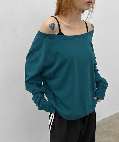 BLACKUP（ブラックアップ）の「[MADE] キクンボートネックオーバーフィット長袖Tシャツ（Tシャツ/カットソー・レディース・レッド/グレー/ブラック/ブルーグリーン・FREE）」の3枚目の写真