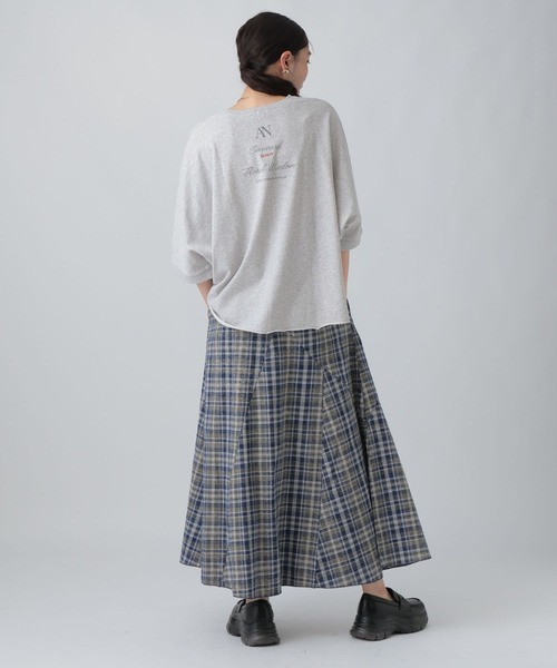 LEPSIM(レプシィム)の「ミニ裏毛ドルマンプリント6分袖 840430(Tシャツ/カットソー・レディース・チャコールグレー/ライトグレー・FREE)」の12枚目の写真