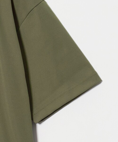 UNITED ARROWS GOLF(ユナイテッドアローズゴルフ)の「メンズ フライス モックネック シャツ UV ストレッチ(Tシャツ/カットソー・メンズ・ホワイト/オリーブ・M/L/XL)」の18枚目の写真