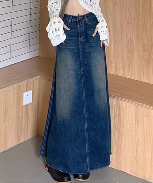 GLAMOROUS JANE(グラマラスジェーン)の「裾切りっぱなしデニムミディSK(デニムスカート・レディース・ブルー・L/M)」の5枚目の写真