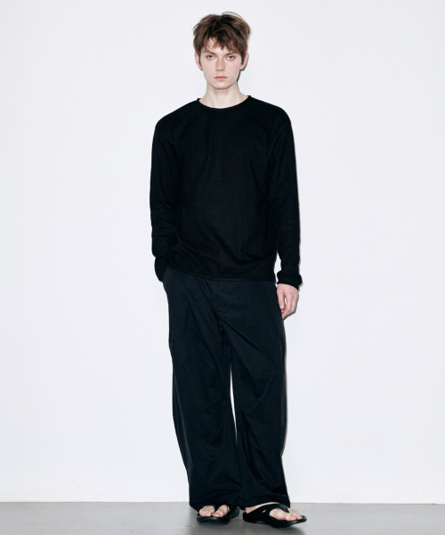 COLD BLANKET(コールドブランケット)の「リラックスド ロングスリーブ スリムニット ブラック(ニット/セーター・レディース・その他・FREE)」の3枚目の写真