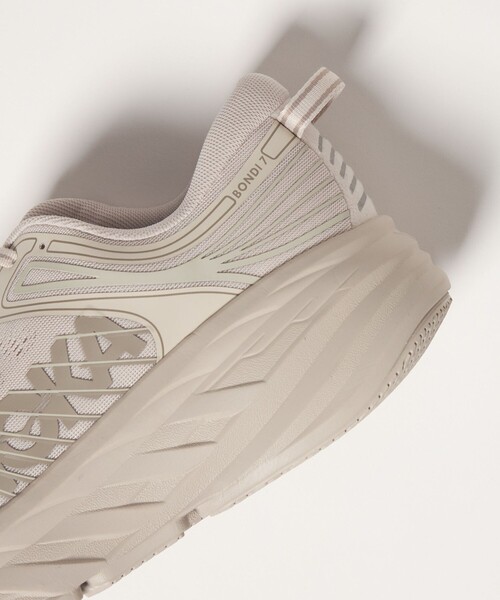 HOKA(ホカ)の「【国内EXCLUSIVE】<HOKA>ボンダイ 7 スニーカー(スニーカー・メンズ・ライトグレー・28cm/29cm/26cm/27cm)」の7枚目の写真