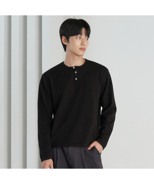 HYOJI(ヒョージ)の「26 FW ソフトタッチLIGHTWEIGHT 3タイプクロップドニットTシャツ (4カラー)(ニット/セーター・メンズ・アイボリー系/ネイビー系2/ネイビー系/ネイビー系1/アイボリー系1/グレー系/グレー系1/ブラック系2/ブラック系1/グレー系2/アイボリー系2/ブラック系・L/M)」の1枚目の写真