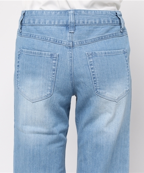 IEDIT（イディット）の「【股下丈が選べる】ミルブロウズ　ひかえめフレアーがちょうどいいヴィンテージライクワイドデニムパンツ　（デニムパンツ・レディース・ライトブルー/ブルー・1/6/10/7/2/8/3/4/9/5）」の7枚目の写真