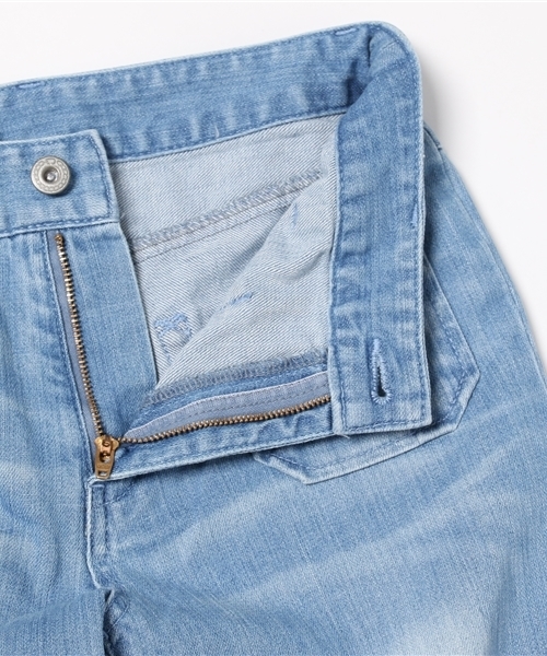 IEDIT（イディット）の「【股下丈が選べる】ミルブロウズ　ひかえめフレアーがちょうどいいヴィンテージライクワイドデニムパンツ　（デニムパンツ・レディース・ライトブルー/ブルー・1/6/10/7/2/8/3/4/9/5）」の10枚目の写真