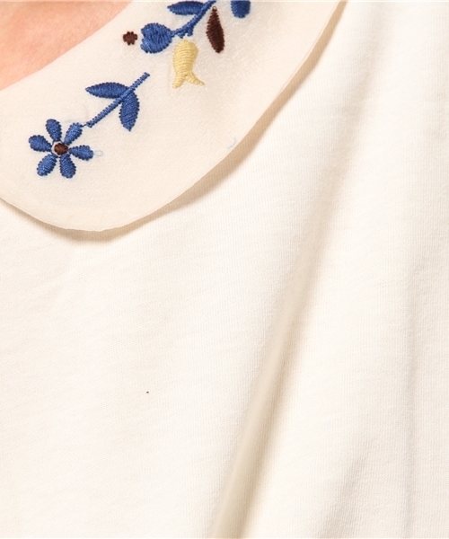 POU DOU DOU（プードゥドゥ）の「お花刺繍衿プルオーバー（Tシャツ/カットソー・レディース・ネイビー/アイボリー/キャメル・3）」の4枚目の写真