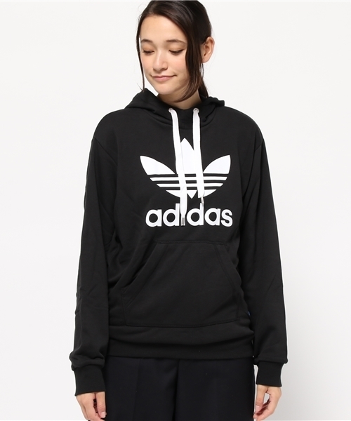 adidas（アディダス）の「【adicolor】 パーカー [TREFOIL LONG HOODIE]（パーカー・レディース・ブラック・SMALL/MEDIUM/LARGE/X-SMALL/XX-LARGE/XXX-LARGE）」の2枚目の写真