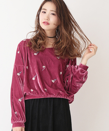 刺しゅう*ベロアVネックプルオーバー