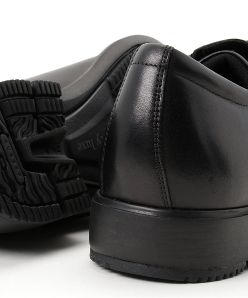 texcy luxe（テクシーリュクス）の「texcy luxe[テクシーリュクス]/ビジネスシューズ　スニーカービズラウンドストレートチップ　ＴＵ－７７６６（ドレスシューズ・メンズ・ブラウン/ブラック・25.0cm/27.0cm/25.5cm/24.5cm/28.0cm/26.0cm/26.5cm）」の3枚目の写真